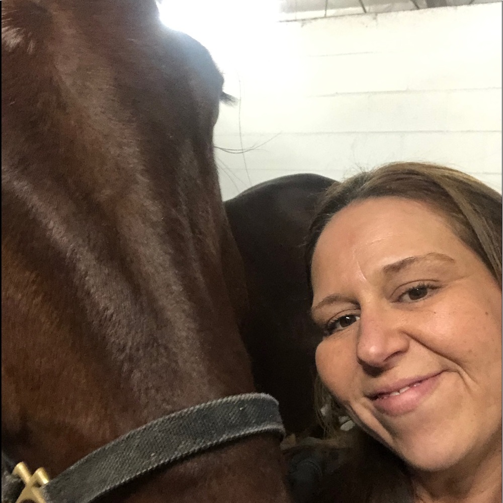 Meet your Posher, Jennifer